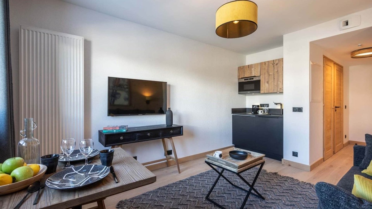 Montalbert Apartment | Apartment in Aime-La-Plagne with Ski-In/Ski-Out
