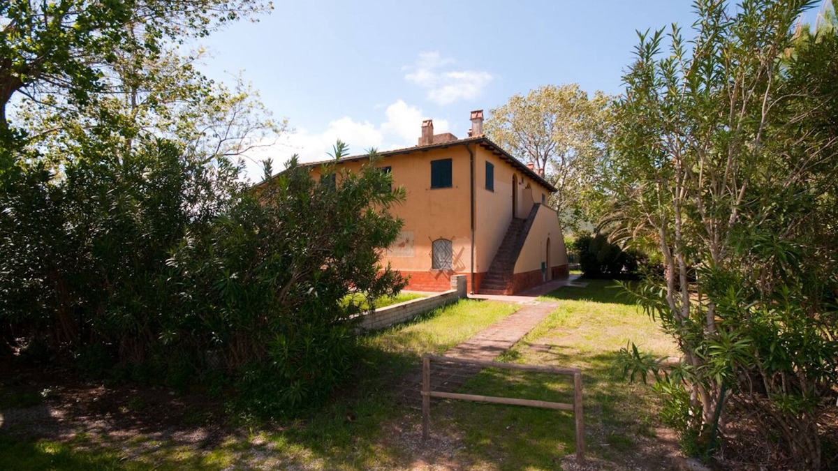 Giannella House | Apartment in an ancient Maremma farmhouse 250 meters from the Giannell beach