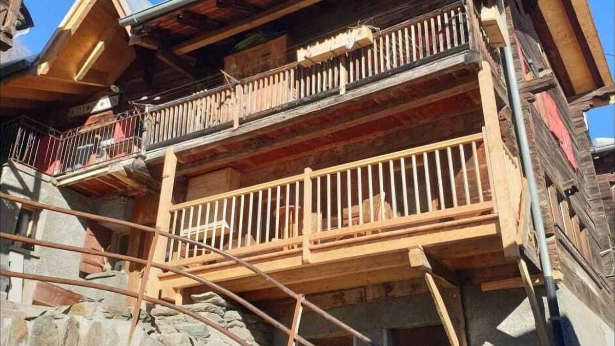 Heremence Apartment | Apartment in an authentic Valais mountain village