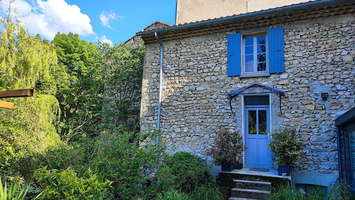 Aubres Apartment | Apartment in an old mill in a quiet area. Parc des Baronnies.