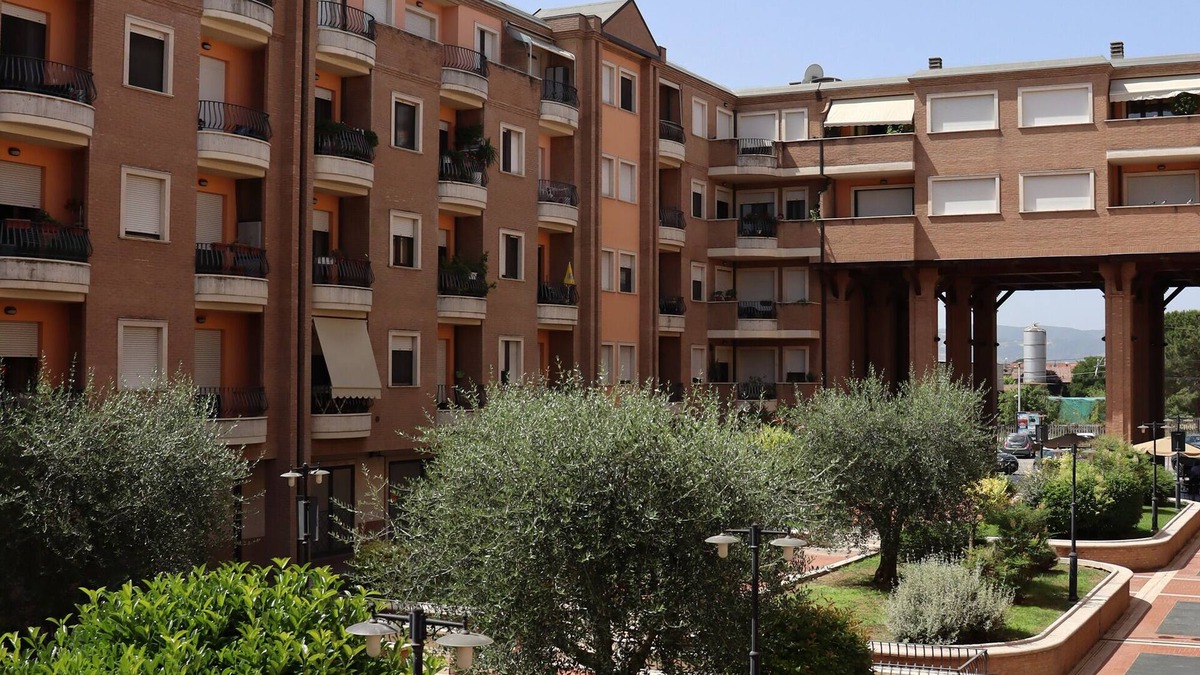 Santa Maria degli Angeli Apartment | Apartment In Assisi With Balcony
