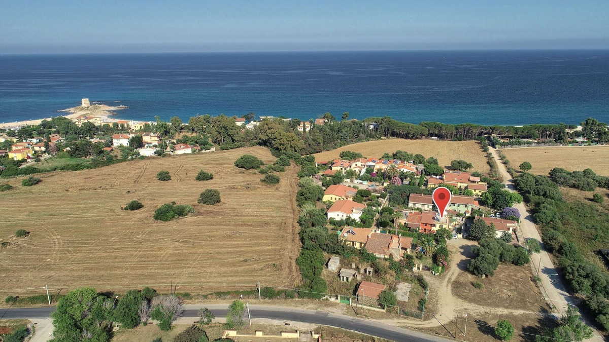 Torre di Bari Apartment | Apartment in Casa Janas by the sea