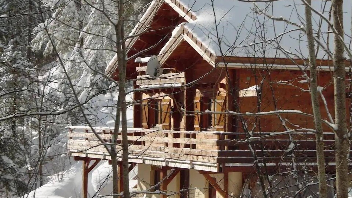 Mijoux Apartment | Apartment in Chalet Col de la Faucille