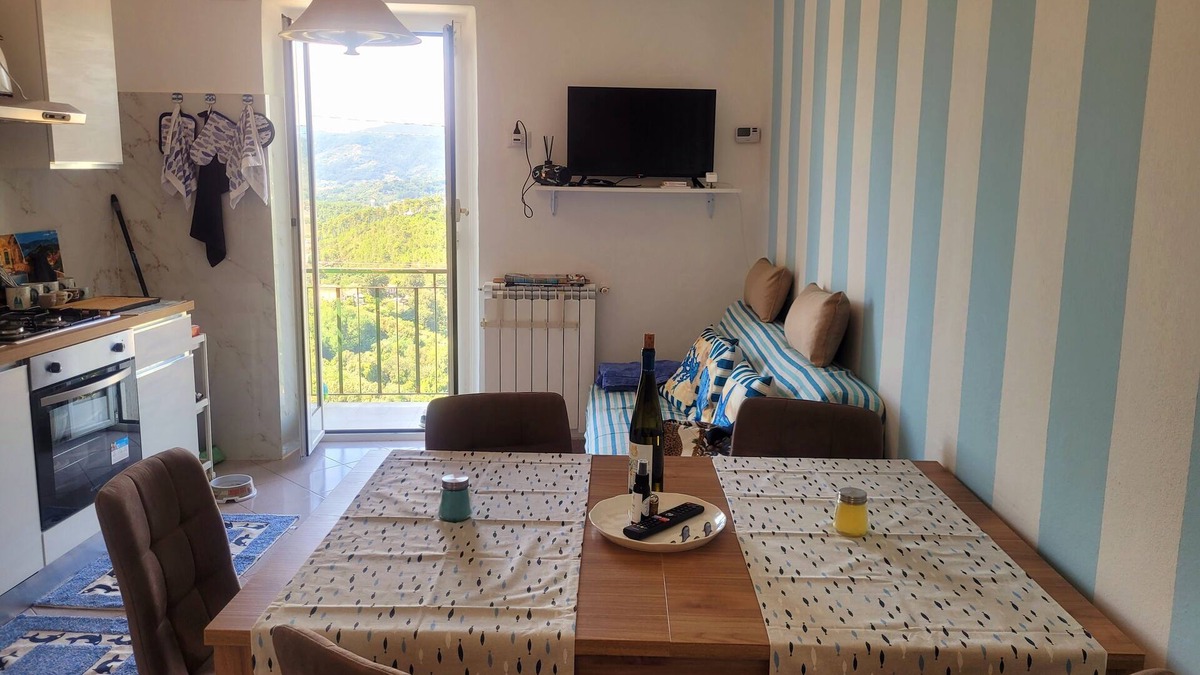 Pitelli Apartment | Apartment in Cinque Terre area renovated to new 2.5 km from the sea