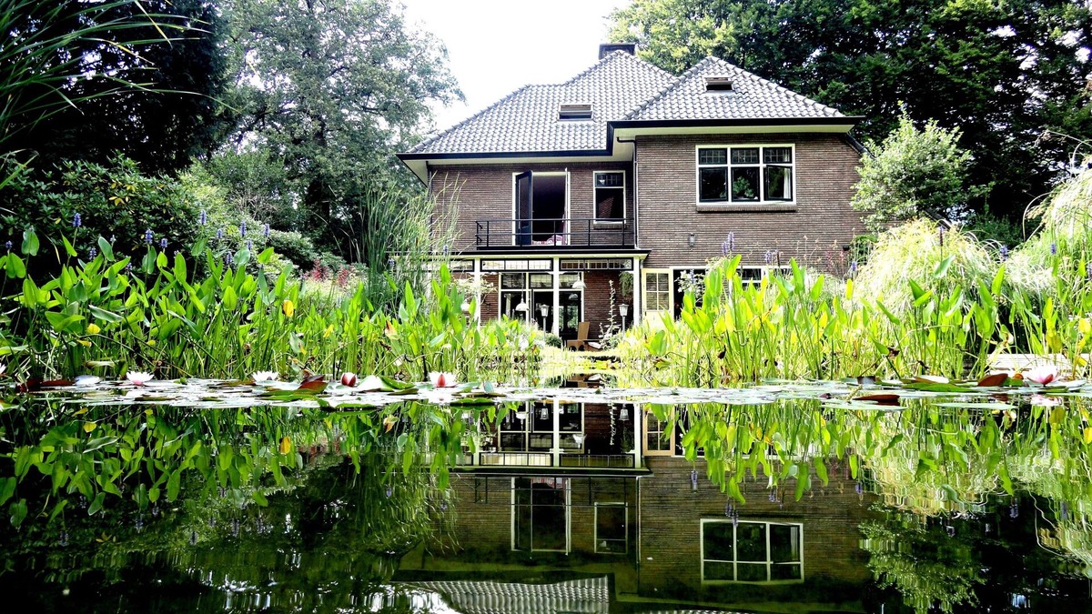 Bilthoven Apartment | Apartment in classic Villa - Utrecht+Amsterdam - excellent train connection