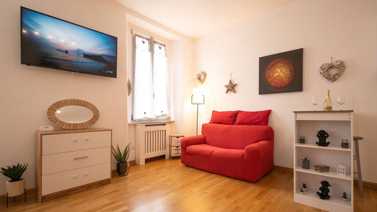 Como Apartment | Apartment in Como Lake, city center. Free garage, A/C and Wi-fi