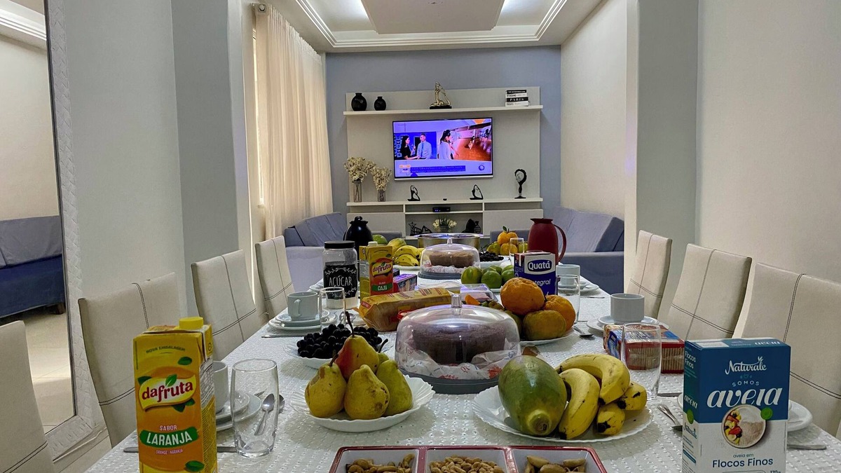 Copacabana Apartment | APARTMENT IN COPACABANA WITH 4 BEDROOMS-CLOSE TO THE BEACH, SUPERMARKET, SHOPS