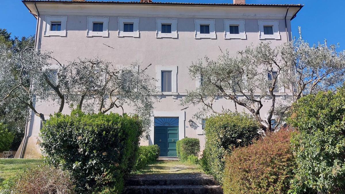 San Brizio Apartment | Apartment in country villa with swimming pool