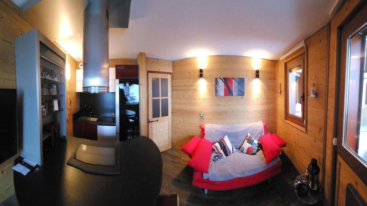 Doucy-Combelouviere Apartment | Apartment in Doucy with Mountain Views