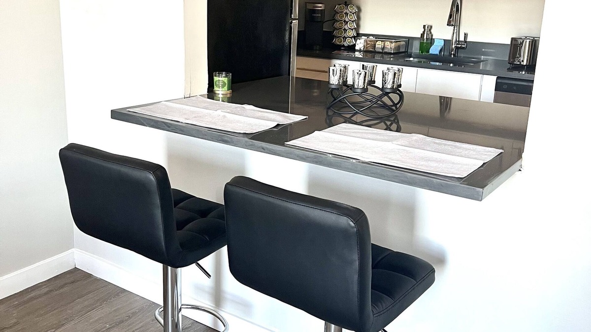 Downtown Apartment | Apartment in Downtown New Haven With Great View