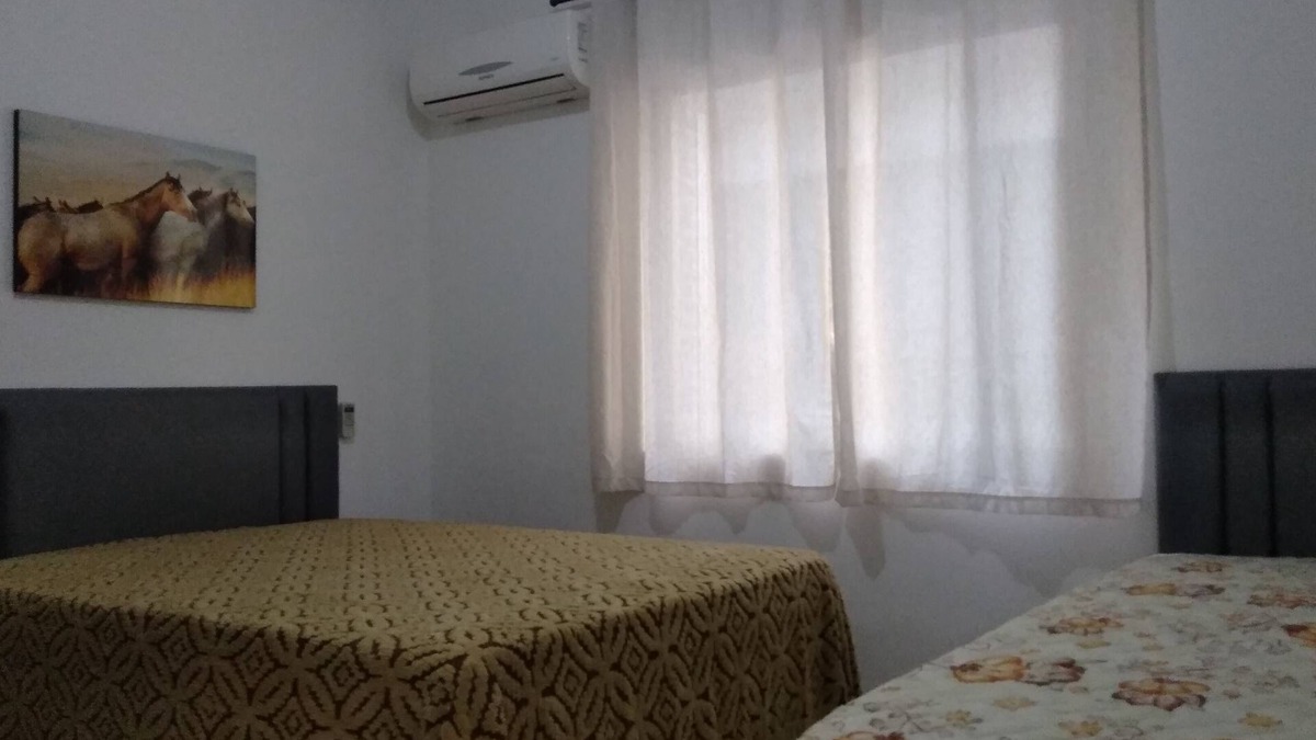 Sao Vicente Apartment | Apartment in Gonzaguinha 100 meters from the beach