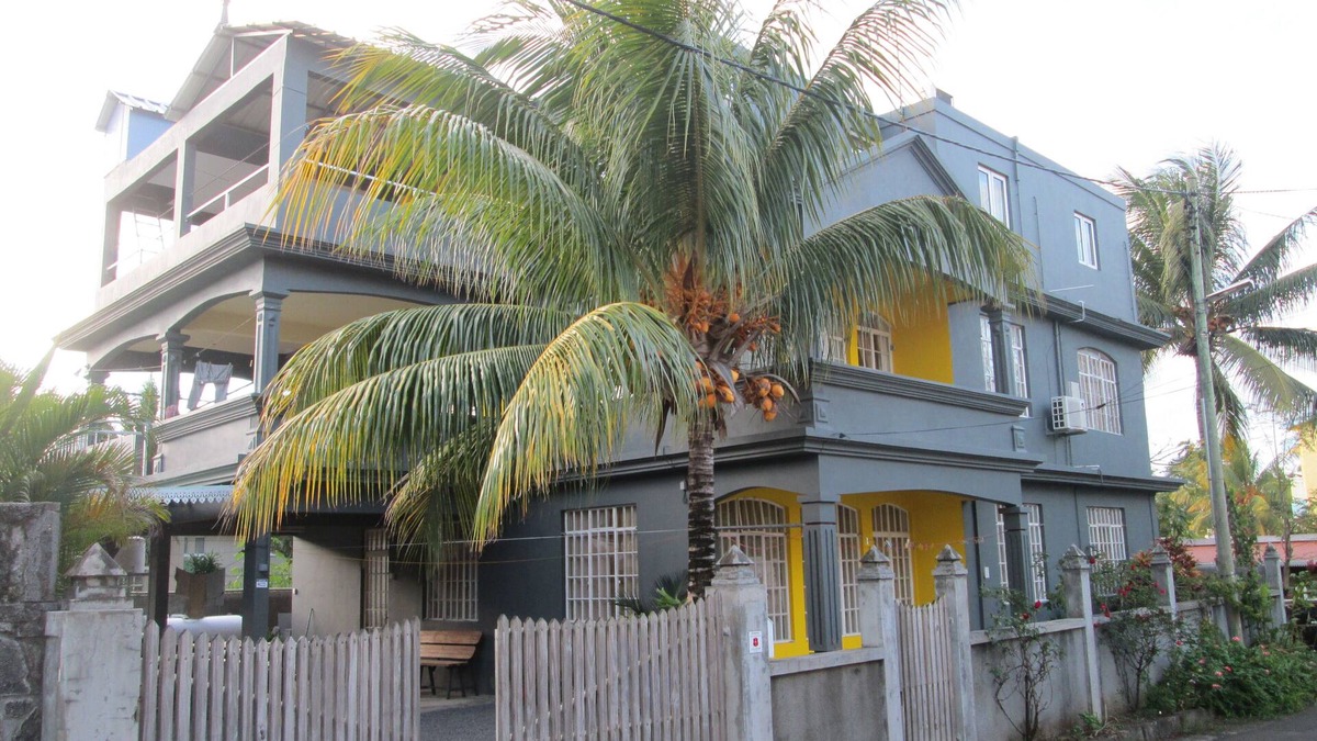 Calebasses House | Apartment in Grand Baie, 4 minutes from the beach and town center