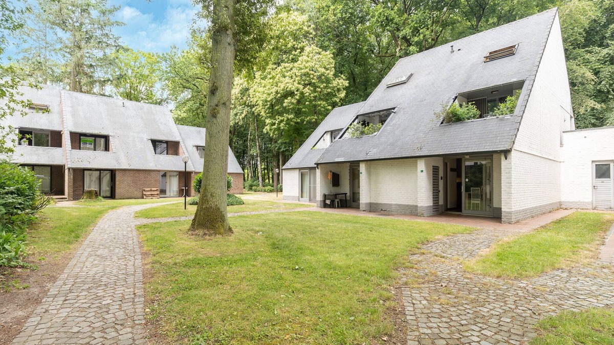 Houthalen Apartment | Apartment in Hengelhoef near Nature Trails