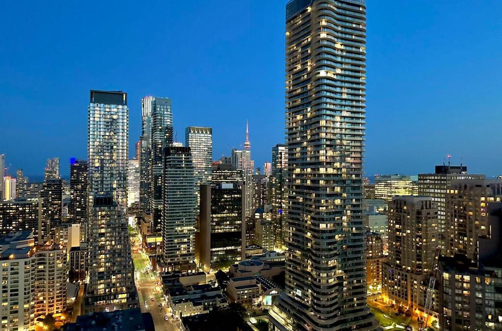 Grange Park Apartment | Apartment in heart of Toronto downtown