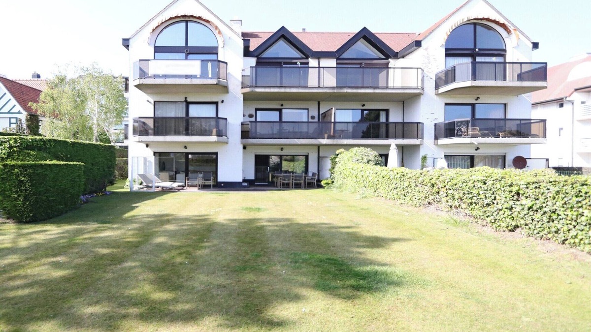 Het Zoute Apartment | Apartment in Het Zoute near Beaches