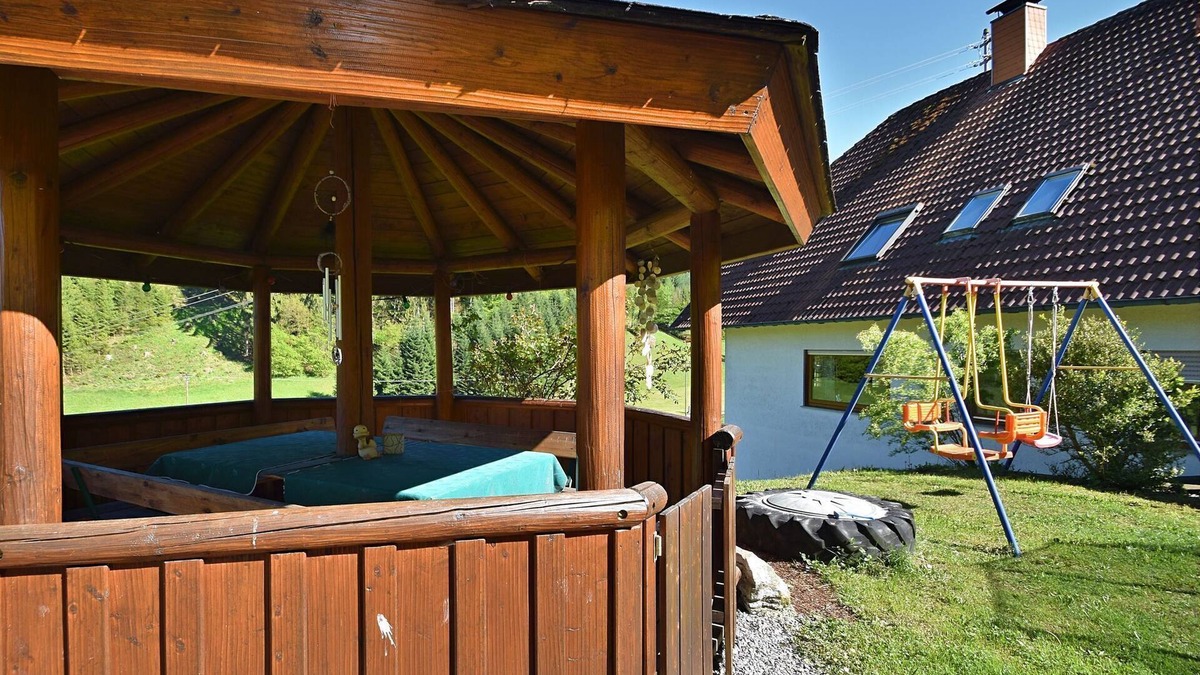 Hofstetten Apartment | Apartment in Hofstetten surrounded by nature