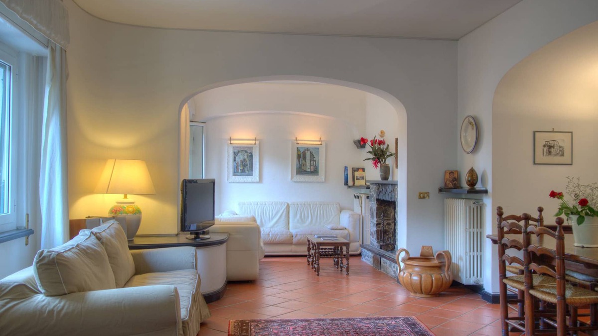 Ellera House | Apartment in villa 5 km from the sea