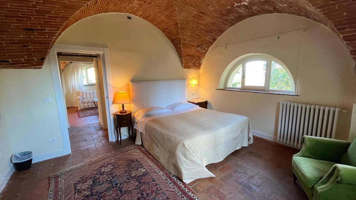 Buggiano Apartment | Apartment in eighteenth-century villa