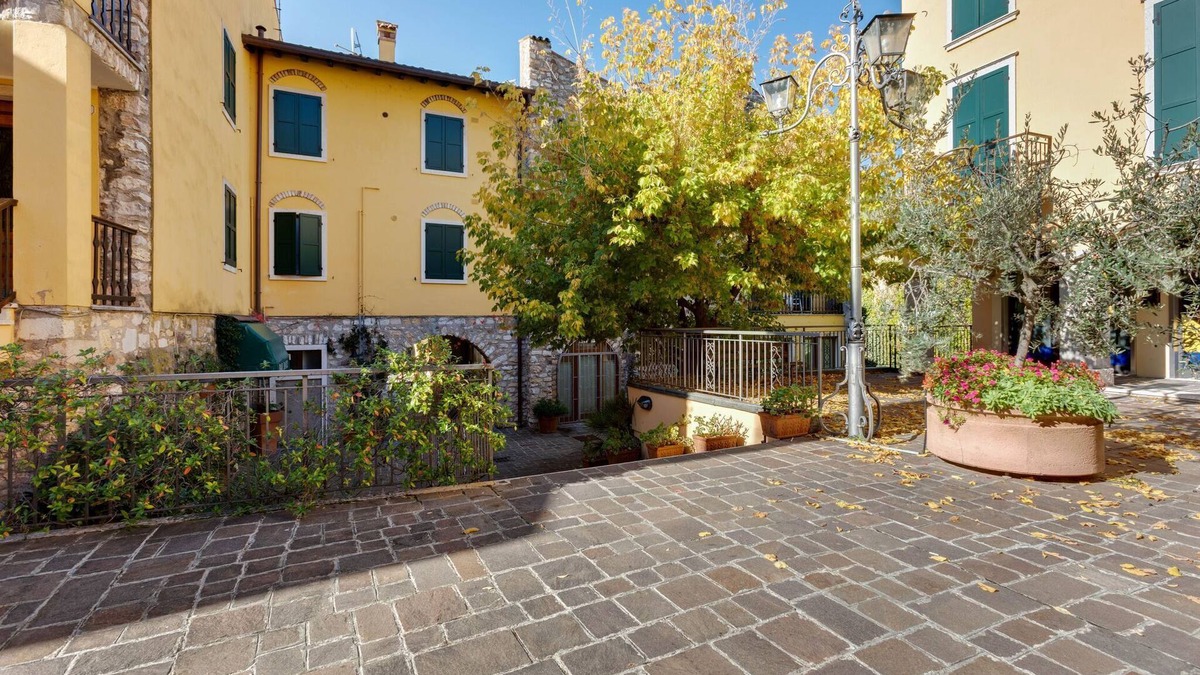 Torri del Benaco Apartment | Apartment in Torri del Benaco near Lake Garda