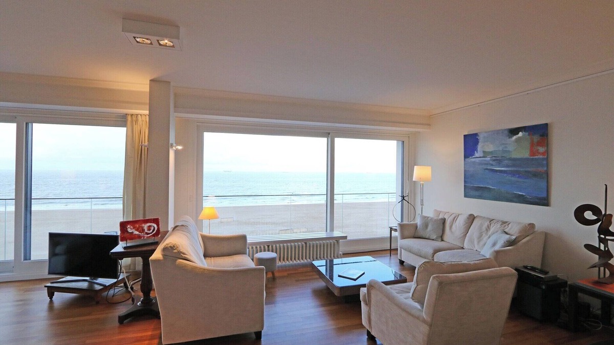 Knokke Apartment | Apartment in Knokke with Stunning Sea View