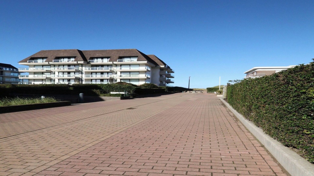 Het Zoute Apartment | Apartment in Knokke-Heist with Sea View