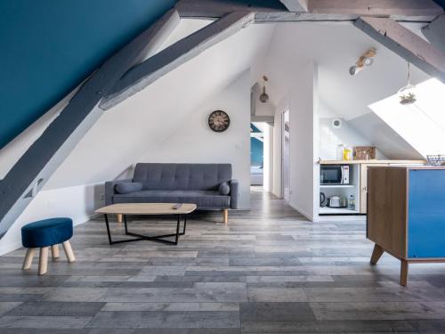 Ecommoy Apartment | Apartment in Le Mans near City Center