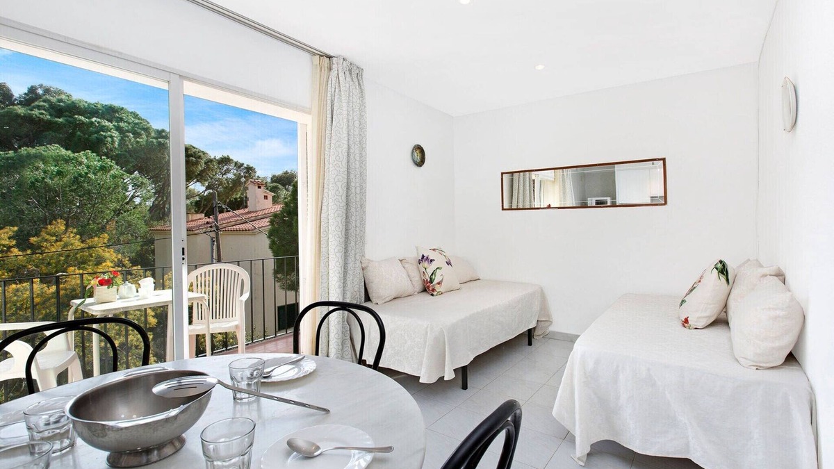 Llafranc Apartment | Apartment in Llafranc near Sandy Beach