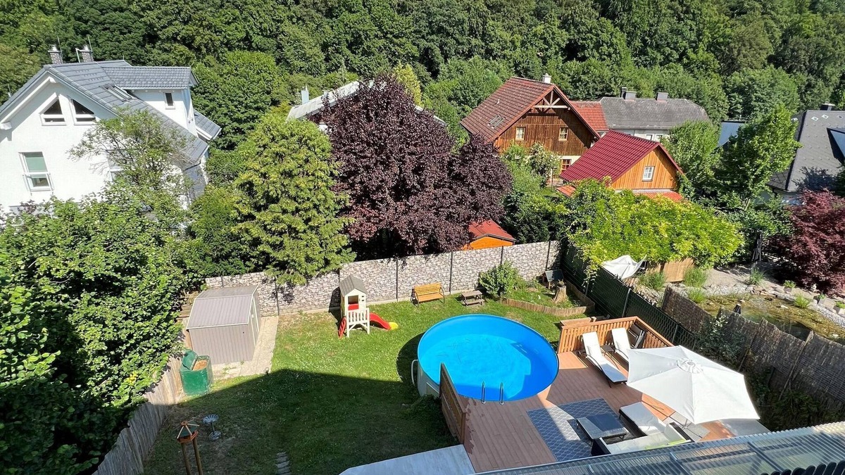 Hinterhainbach Apartment | Apartment in Mauerbach near Vienna with pool