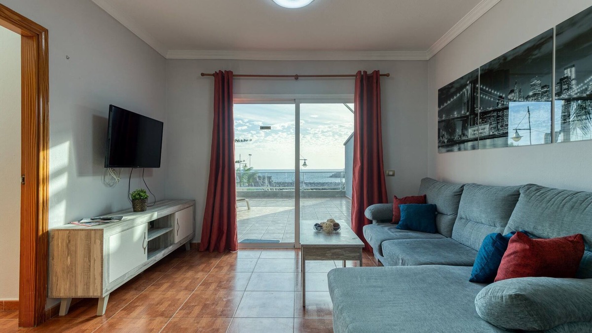 Playa de Mogan Apartment | Apartment in Mogán by Mogan Beach