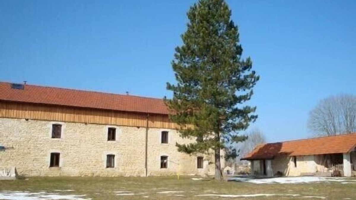 Mignovillard Apartment | Apartment in old farmhouse from 1800 completely renovated