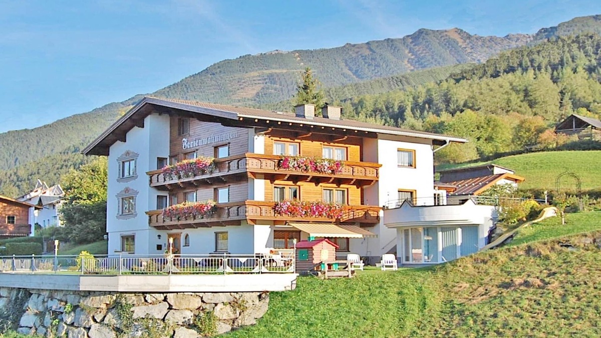 Arzl im Piztal Apartment | Apartment in Pitztal with Mountain Views