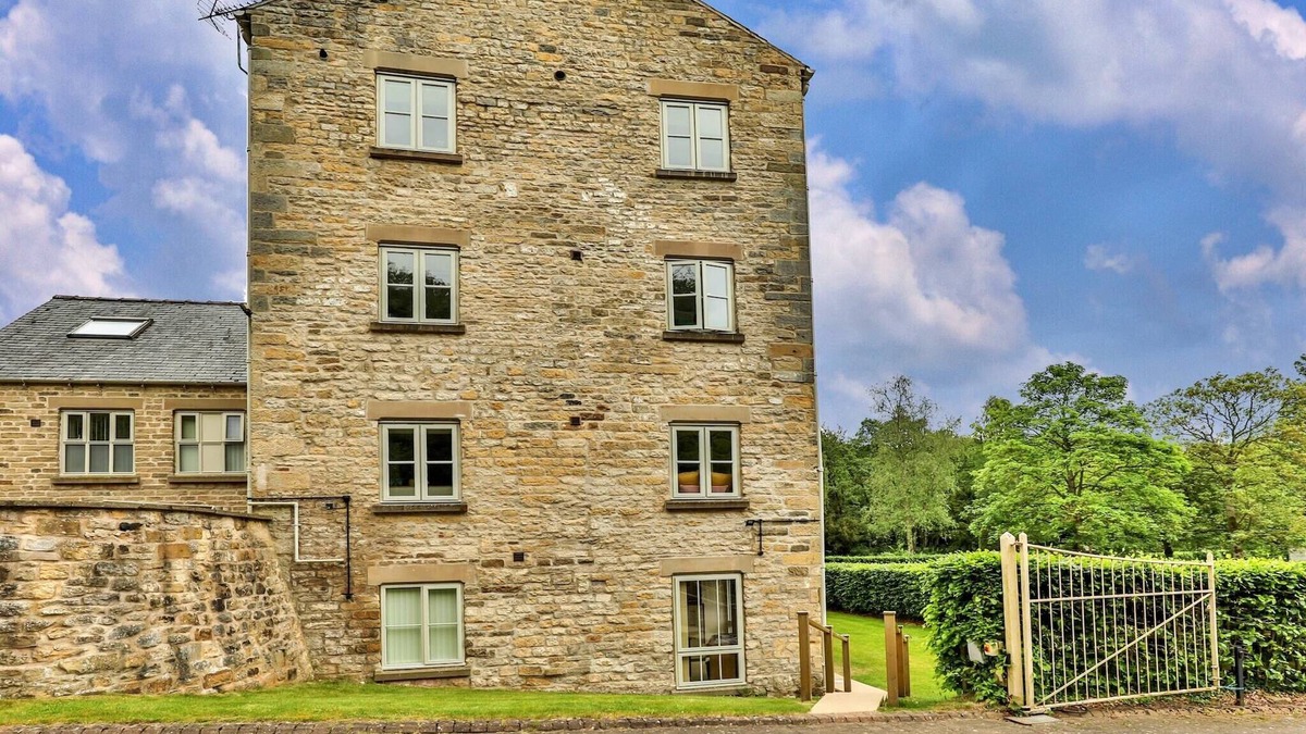 Thornton Dale Apartment | Apartment in Pickering near North York Moors