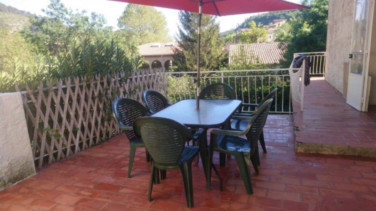 Belgentier House | Apartment in provencal village