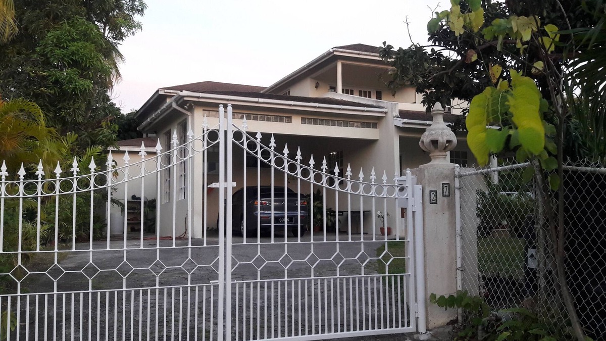 Halcyon Heights Apartment | Apartment in quiet upscale Holetown area near Limegrove Centre and Beach