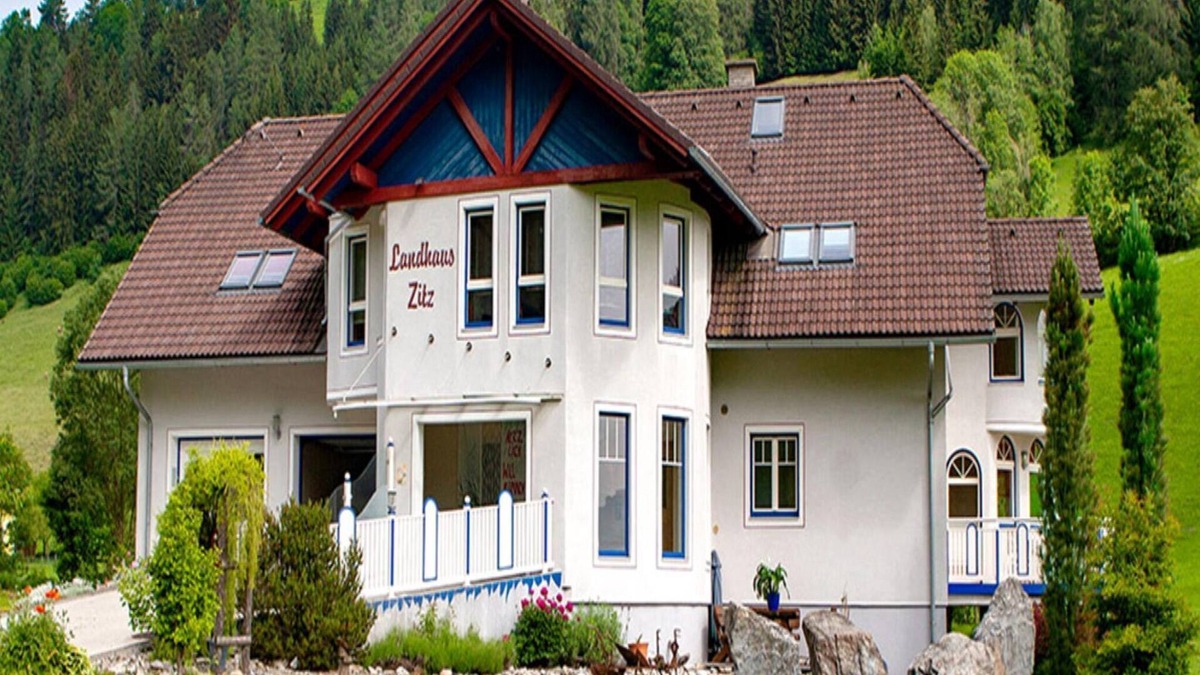 Ranten Apartment | Apartment in Ranten with a large balcony