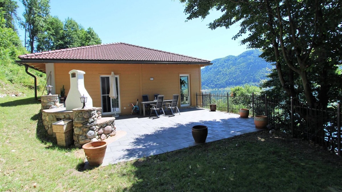 Bodensdorf Apartment | Apartment in Treffen near Gerlitzen Ski Slopes
