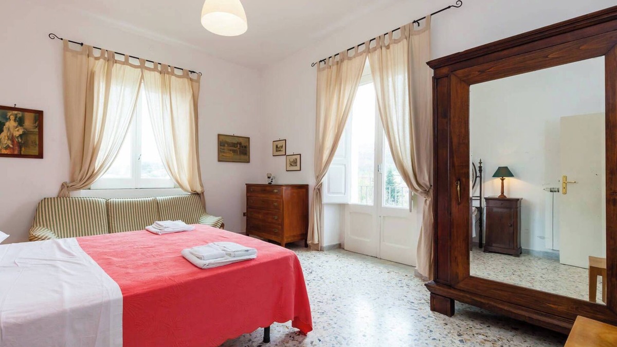 Ceraso Apartment | Apartment in the center of Ceraso up to 8 people - 3 bedrooms - 2 bathrooms