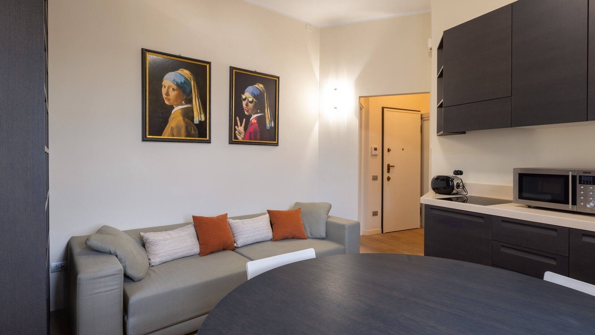 Como City Centre Apartment | Apartment in the center of Como near Lake Como to experience the city.