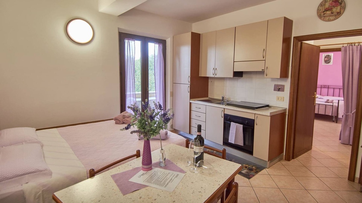 Rivotorto Apartment | Apartment in the countryside outside Assisi with pool and parking