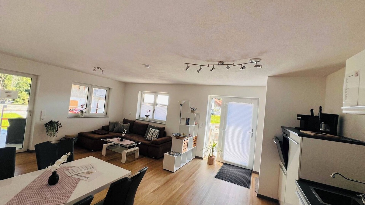 Heimenkirch Apartment | Apartment in the heart of the Allgäu - up to 5 guests, 2 bedrooms & free parking