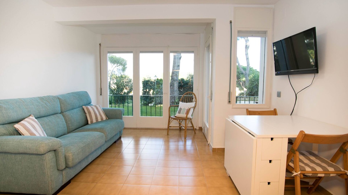 Calella de Palafrugell Apartment | Apartment in the heart of Calella de Palafrugell with swimming pool - Costa Brava