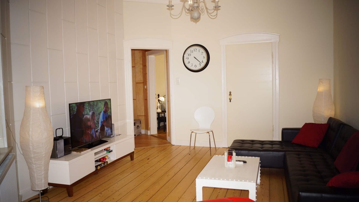 Einbeck Apartment | Apartment in the heart of Einbeck 3 bedrooms, 2.5 bathrooms, garden! TOP