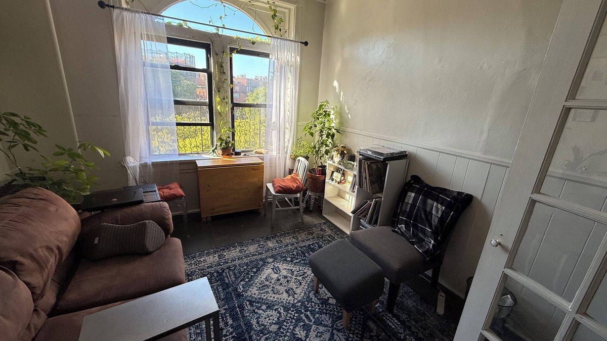 West Village Apartment | Apartment in the heart of The Village, close to everything!