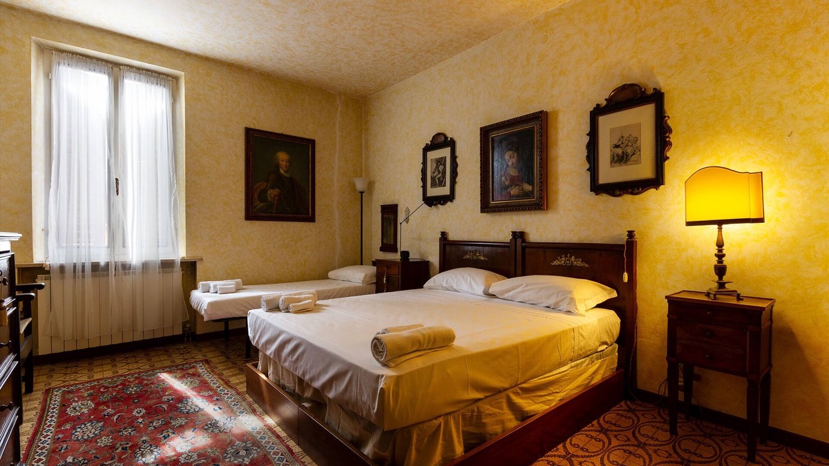Old Town Apartment | Apartment in the historic center with private car parking