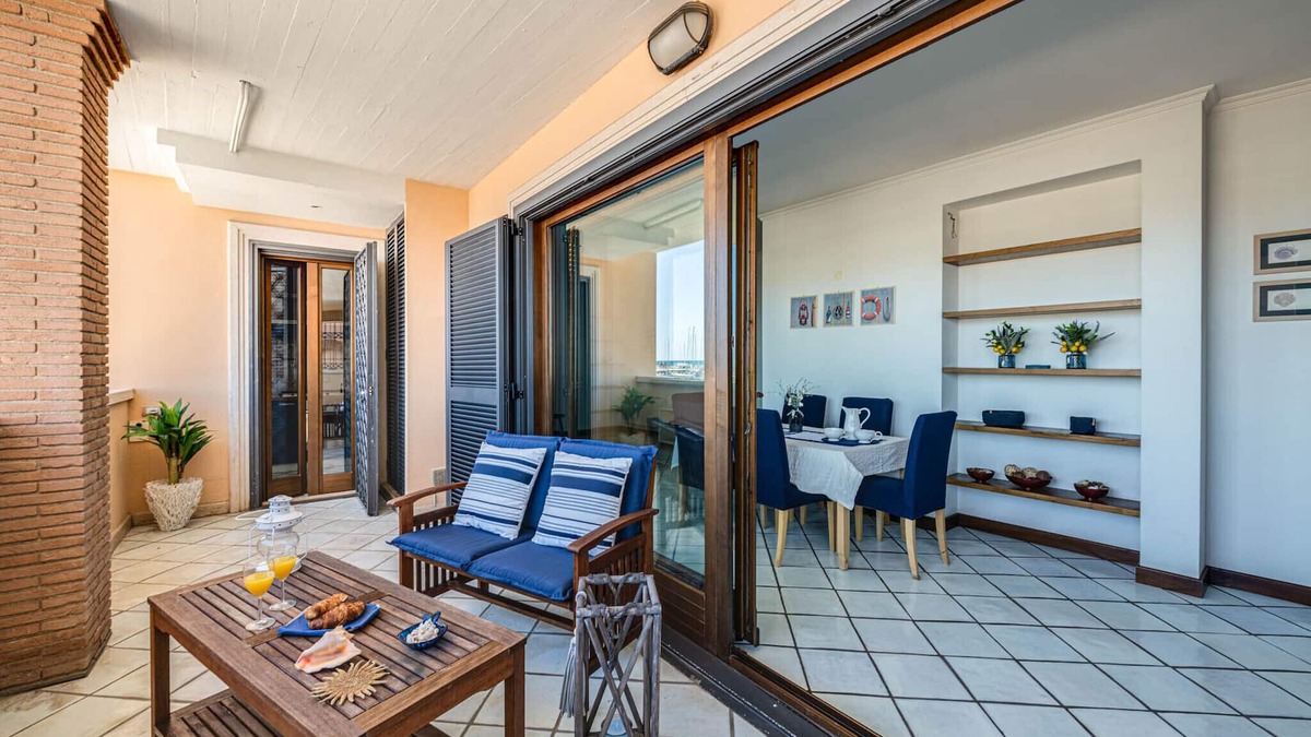 Nettuno House | Apartment in the Medieval Village with wonderful terrace overlooking the sea.