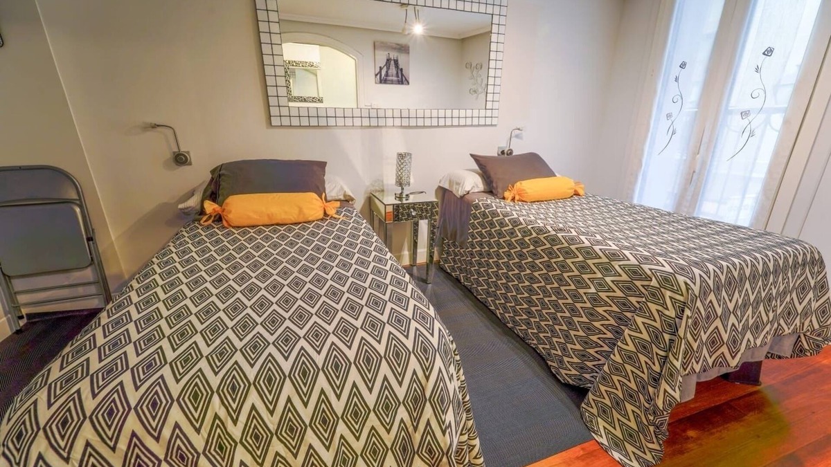 Old Town Apartment | Apartment in the old town of San Sebastian. Registration N: 01166