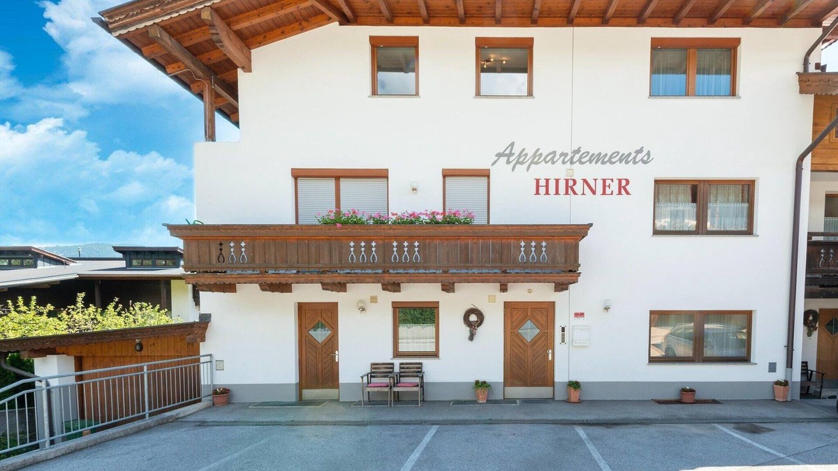 Finsing House | Apartment in Tyrol near Ski Lift