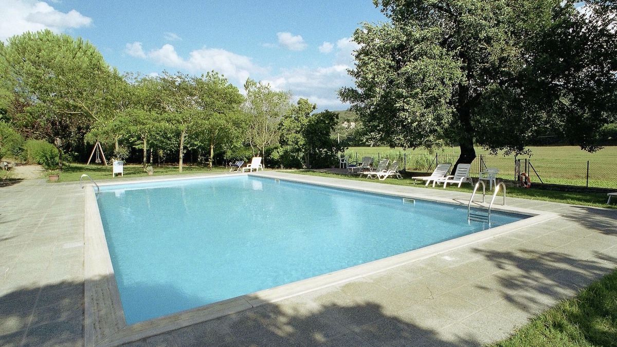 Collesanto House | Apartment in Umbria near Lake Trasimeno
