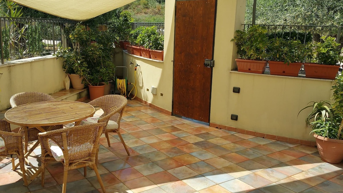 Villaggio Mose House | Apartment in villa with use Pool. Terrace, Parking