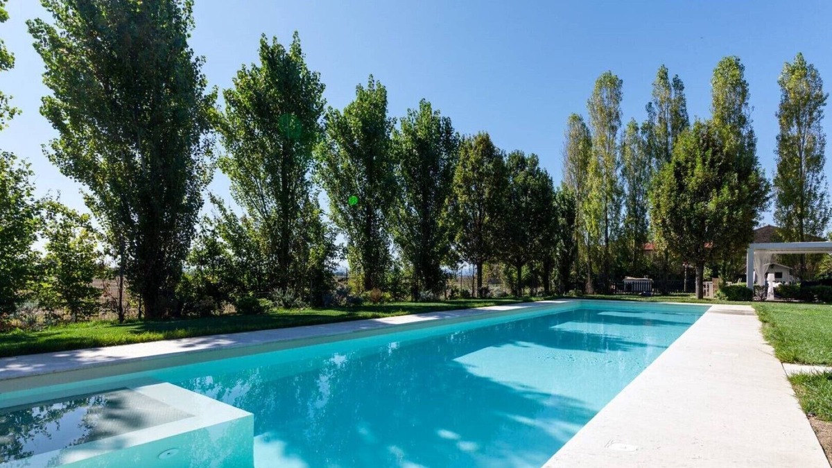 Massa Castello Apartment | Apartment in Villa with swimming pool